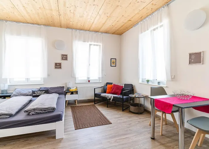 Tagblatt 2-zimmer-apartment Lägenhet