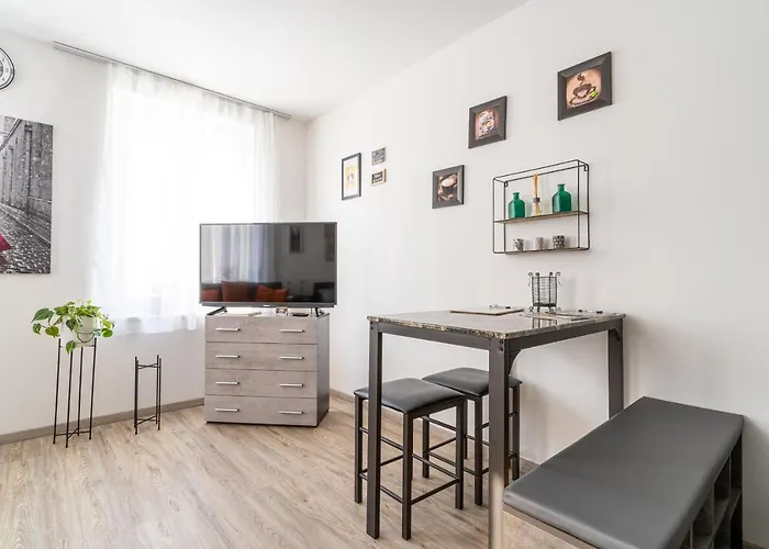 Tagblatt 2-zimmer-apartment Lägenhet